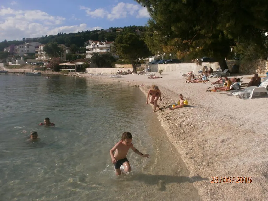 Apartment Apartmarin Kroatien