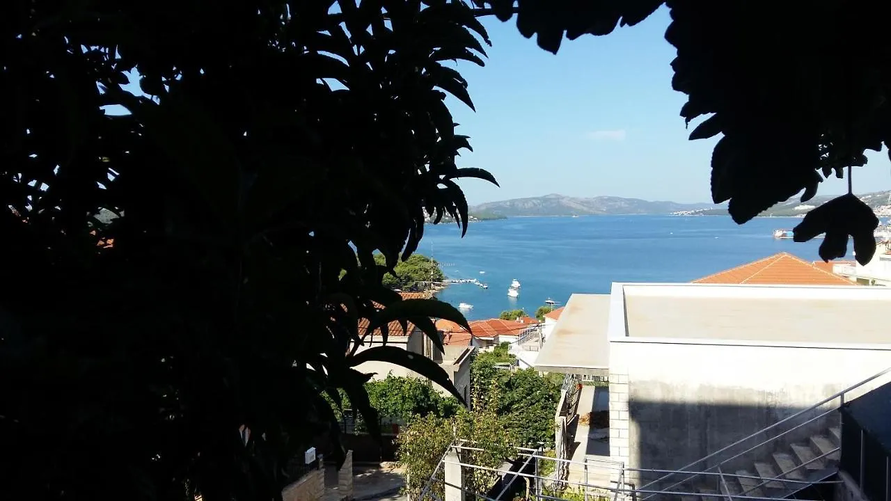 Apartmarin Trogir