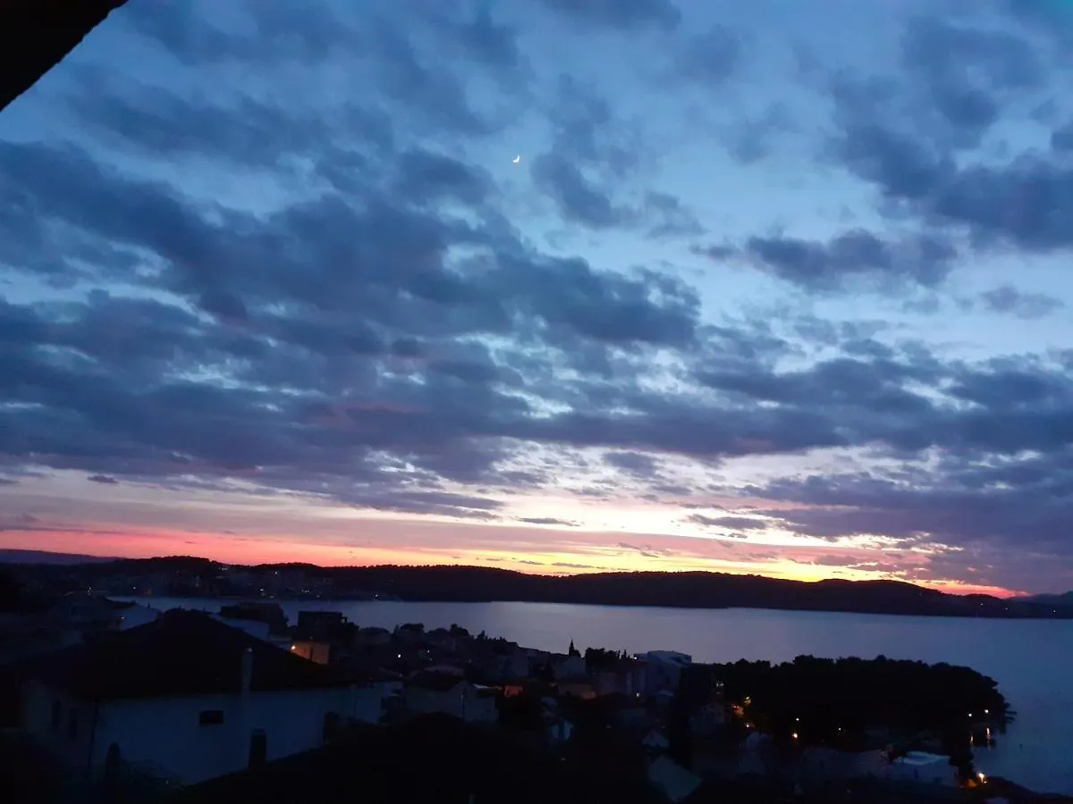 Apartmarin Trogir